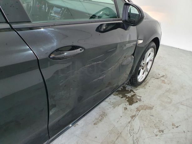 Opel Astra 1.4 Turbo · Ano 2017