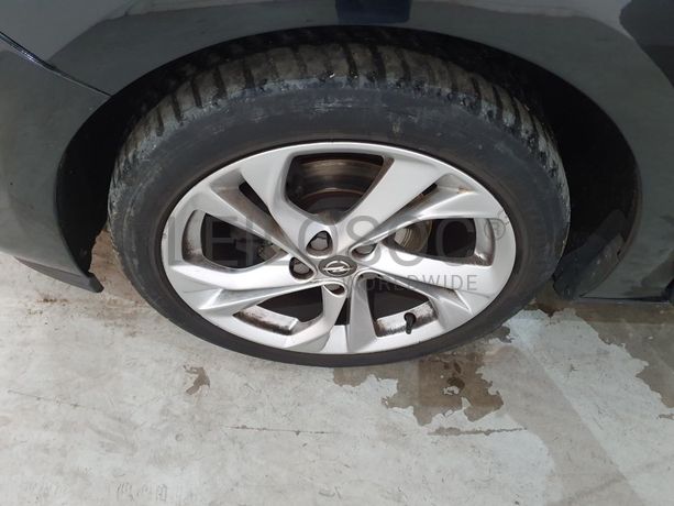 Opel Astra 1.4 Turbo · Ano 2017