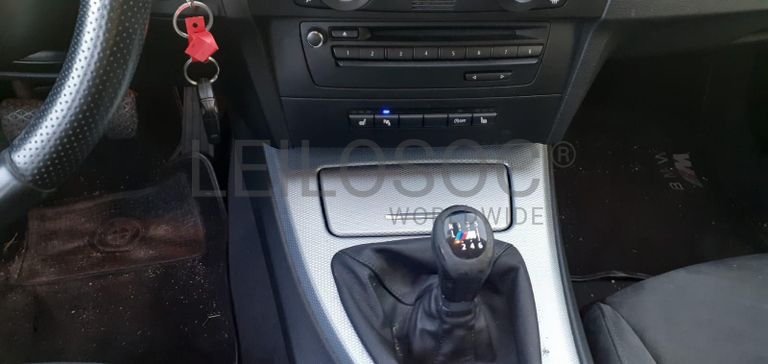 BMW 320D · Ano 2009