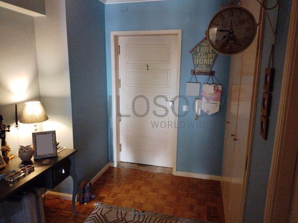 Apartamento T3 c/ logradouro · Vila Nova de Gaia