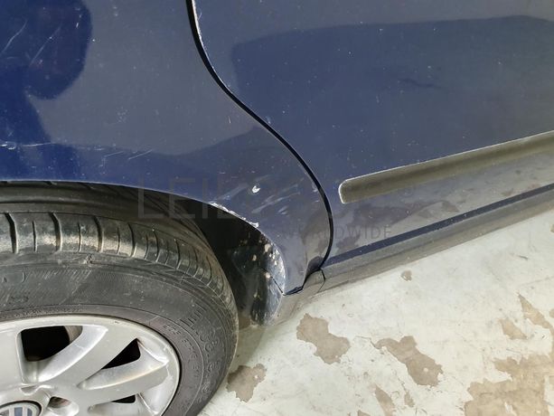 Volkswagen Passat 1.9 TDI · Ano 1997