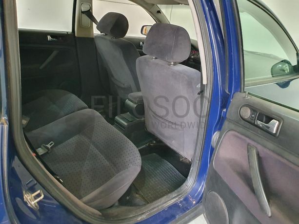 Volkswagen Passat 1.9 TDI · Ano 1997