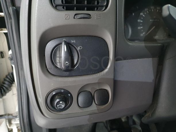 Ford Transit 2.0 DI · Ano 2002