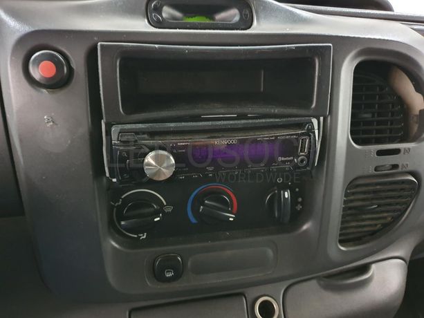 Ford Transit 2.0 DI · Ano 2002