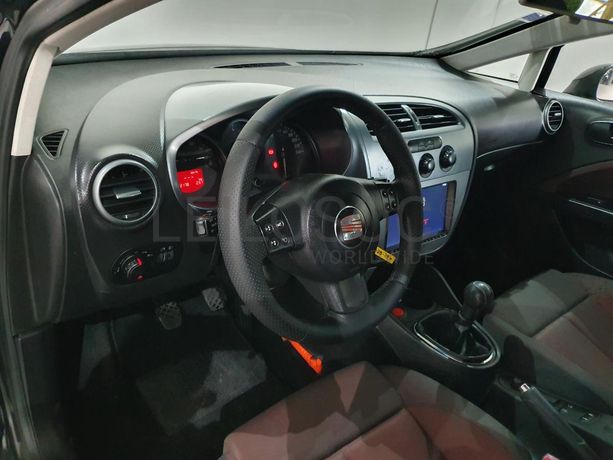 Seat Leon 1.9 TDI · Ano 2007