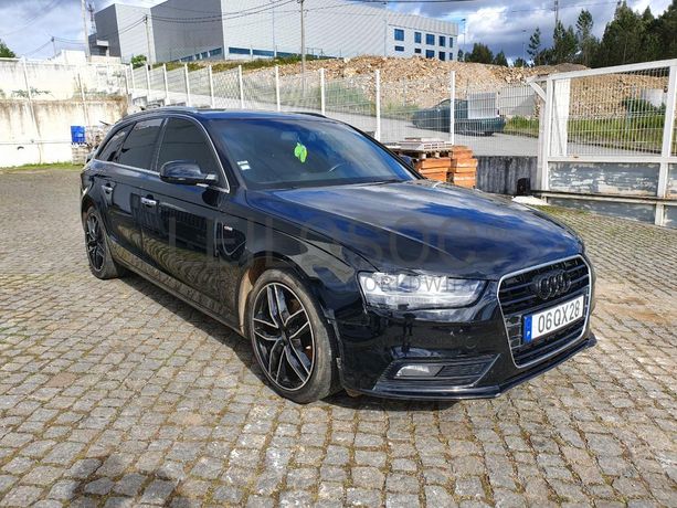 Audi A4 2.0 TDI · Ano 2012