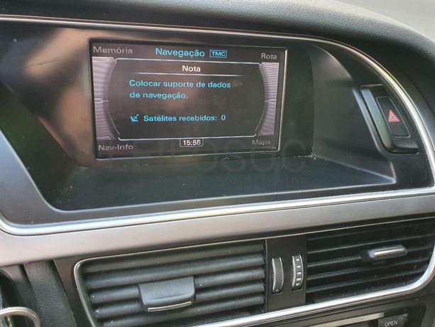 Audi A4 2.0 TDI · Ano 2012