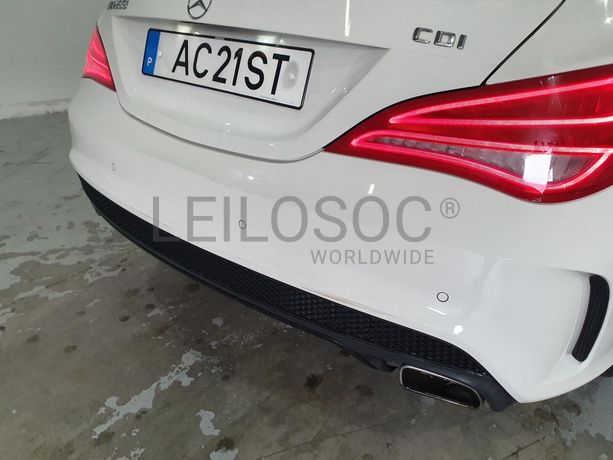 Mercedes-Benz CLA 200 CDI KIT AMG · Ano 2015