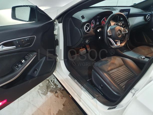 Mercedes-Benz CLA 200 CDI KIT AMG · Ano 2015