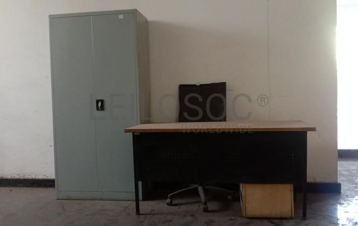 Mobiliário de escritório ·