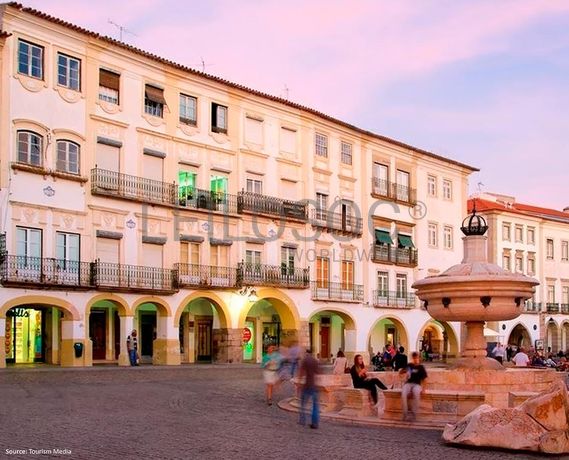 Edifício Histórico · Évora