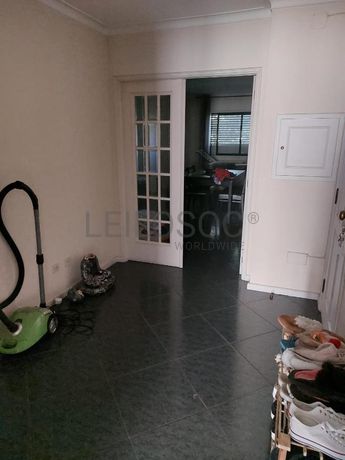 Apartamento T4 + Garagem · Vila das Aves