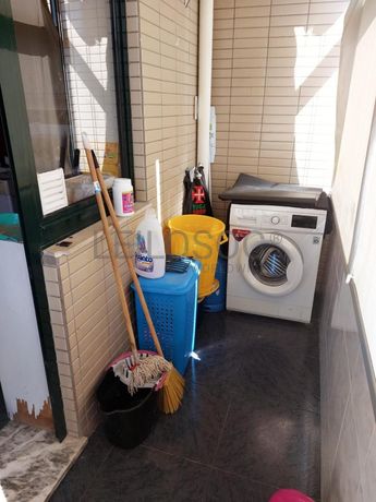 Apartamento T4 + Garagem · Vila das Aves