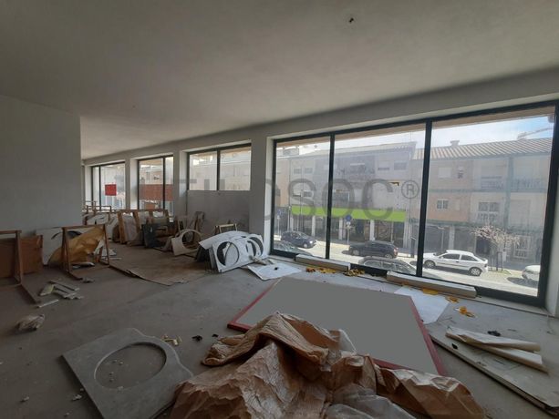 Loja · Paços de Ferreira