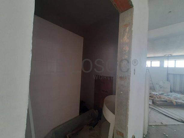 Loja · Paços de Ferreira