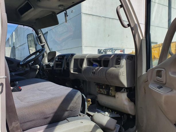 Toyota Dyna · Ano 2004