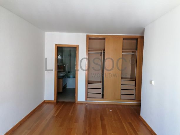 Apartamento T3 · Alfragide, Amadora