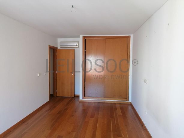 Apartamento T3 · Alfragide, Amadora