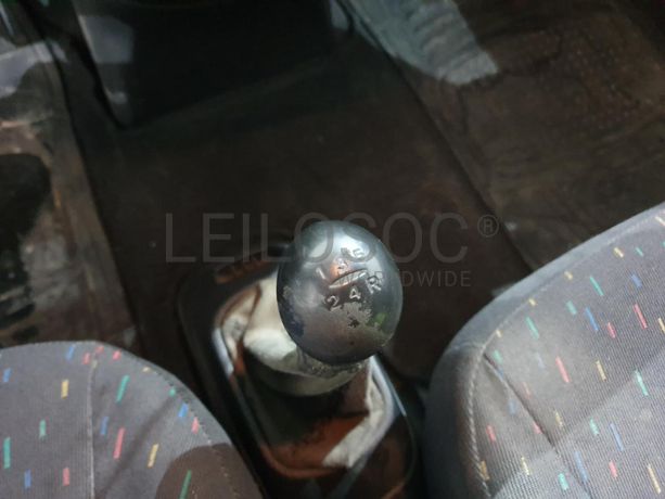 Hyundai H1 2.5 TD · Ano 2000