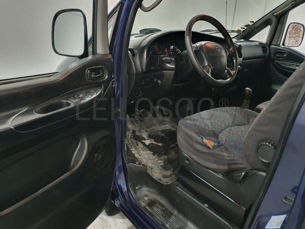 Hyundai H1 2.5 TD · Ano 2000