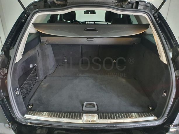 Mercedes-Benz C200 bluetec 1.6D · Ano 2015