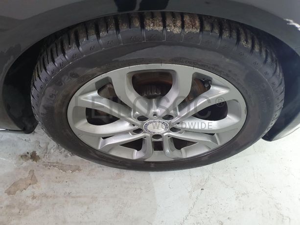 Mercedes-Benz C200 bluetec 1.6D · Ano 2015