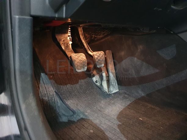 Mercedes-Benz C200 bluetec 1.6D · Ano 2015