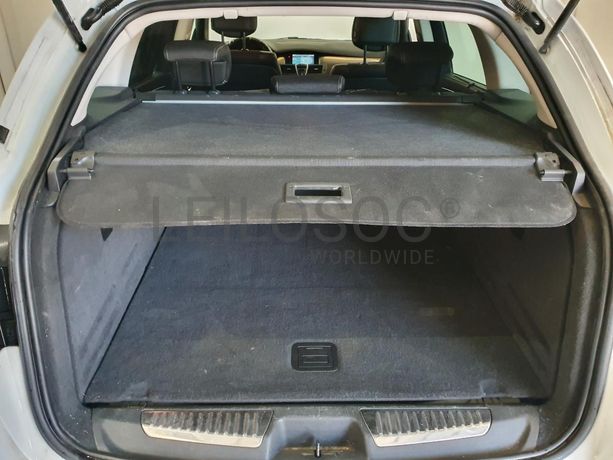 Renault Laguna 2.0 DCI · Ano 2010