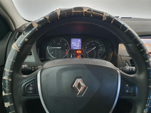 Renault Laguna 2.0 DCI · Ano 2010