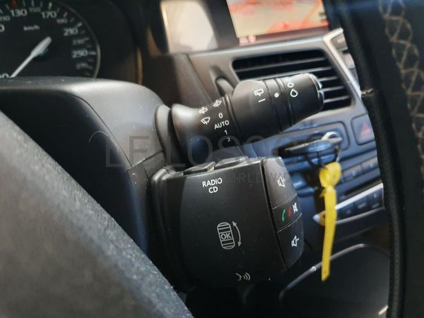 Renault Laguna 2.0 DCI · Ano 2010