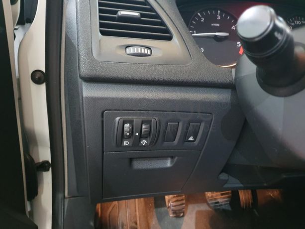 Renault Laguna 2.0 DCI · Ano 2010