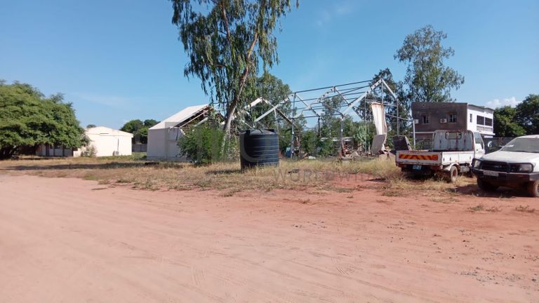 Conjunto imobiliário multifuncional ·