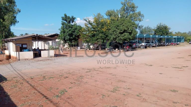 Conjunto imobiliário multifuncional ·