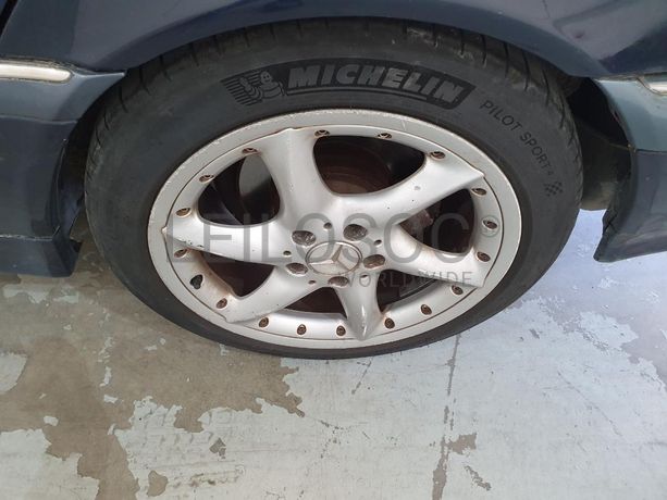 Mercedes-Benz C220 CDI · Ano 1998