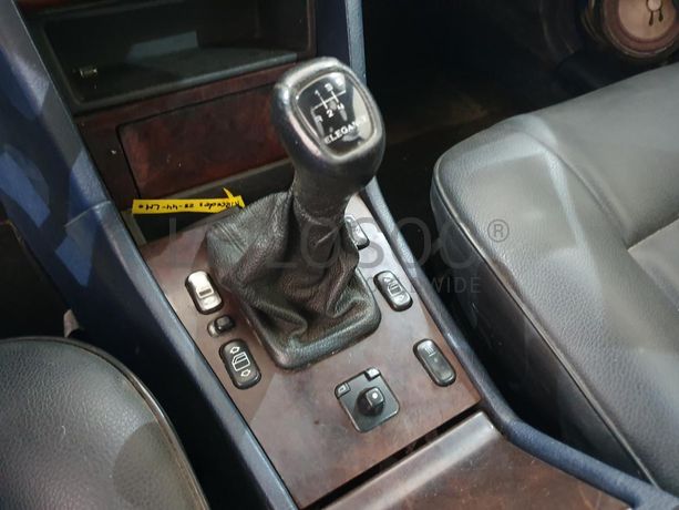 Mercedes-Benz C220 CDI · Ano 1998