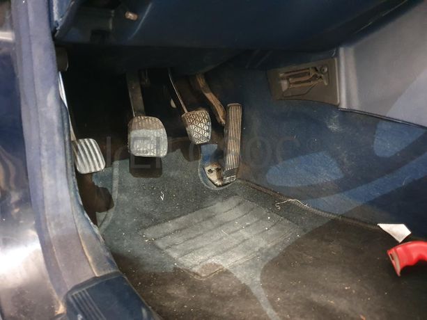 Mercedes-Benz C220 CDI · Ano 1998