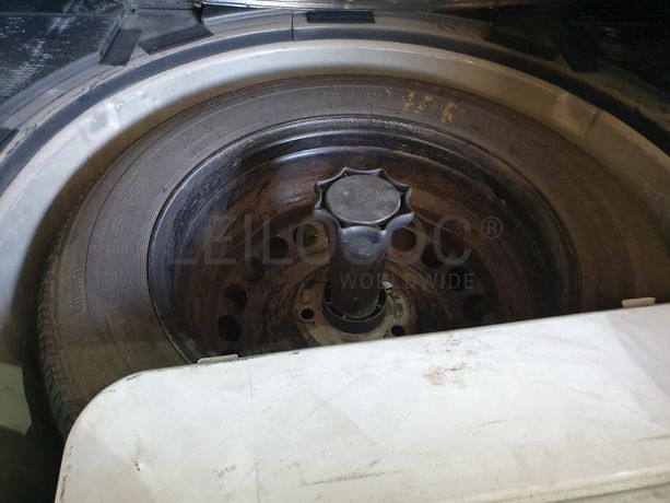 Volkswagen Passat 1.9 TDI · Ano 2001