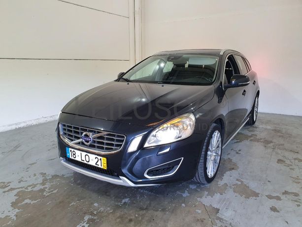 Volvo V60 2.0 · Ano 2011