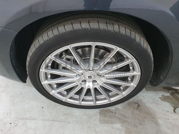 Volvo V60 2.0 · Ano 2011