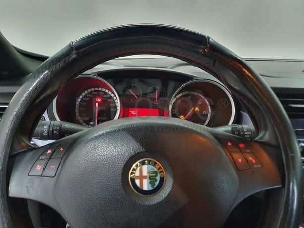 Alfa Romeo 1.6 JTD · Ano 2012