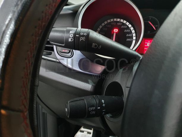 Alfa Romeo 1.6 JTD · Ano 2012