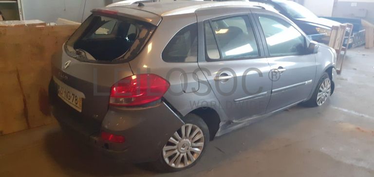 Renault Clio III Grandtour 1.5 DCI · Ano 2012