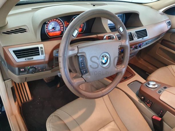 BMW 730D · Ano 2003