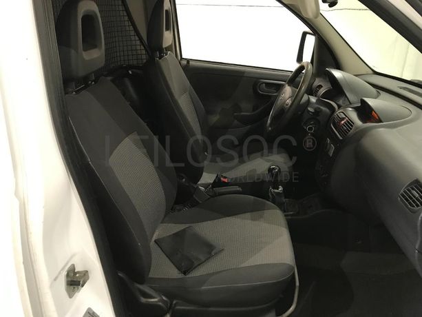 Opel Combo 1.3CDTI · Ano 2007