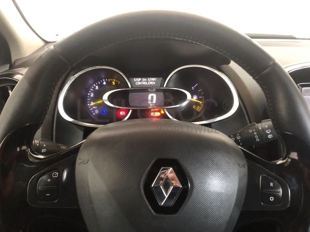 Renault Clio 1.5 DCI · Ano 2013
