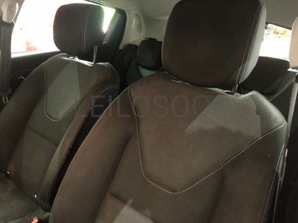 Renault Clio 1.5 DCI · Ano 2013