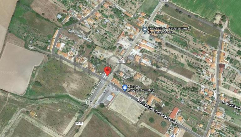 1/2 de Moradia · Coruche