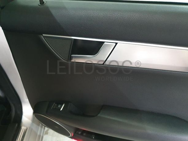 Mercedes-Benz C220 CDI · Ano 2011