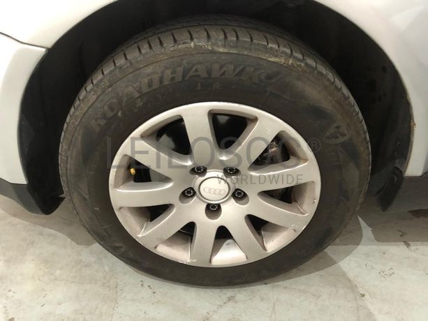 Volkswagen Passat TDI · Ano 2002