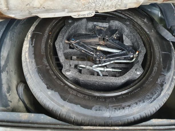 Peugeot 508 SW 1.6 HDI · Ano 2013